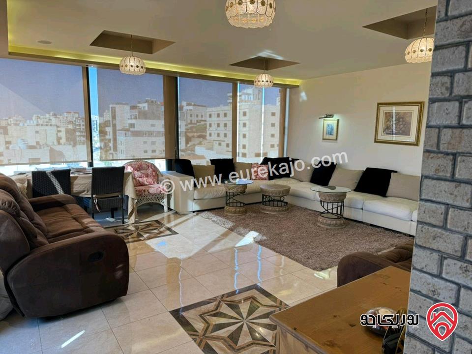 Deluxe Furnished one bed room roof for rent in Abdoun corridor with amazing view..روف مميز بإطلالة رائعة للايجار في ربوة عبدون