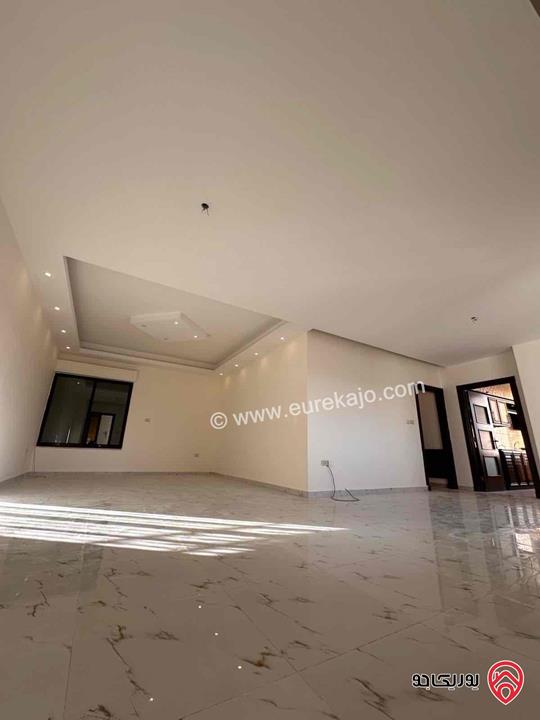 شقة مساحة 160م طابق ثالث للايجار في عمان - خلدا 