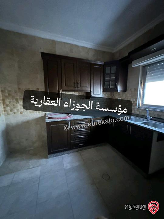 3 شقق فارغات مساحة كل شقة 125م طابق أول / ثاني للايجار في نفس العمارة في عمان - ضاحية الحاج حسن منطقة شارع الاذاعة