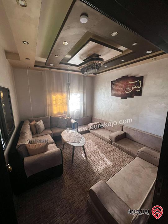 شقة طابق ثاني مساحة 110م للبيع في الرصيفة