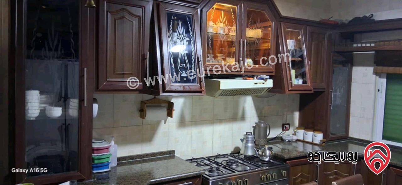 شقة مساحة 135م طابق أول للبيع في عمان - العبدلي