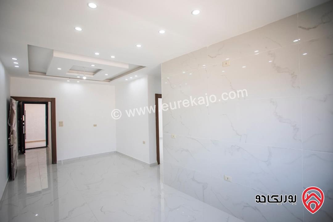 شقة فاخرة مساحة 110م طابق ثالث لم تسكن للبيع في عمان - ابو علندا الجديدة من المالك مباشرة