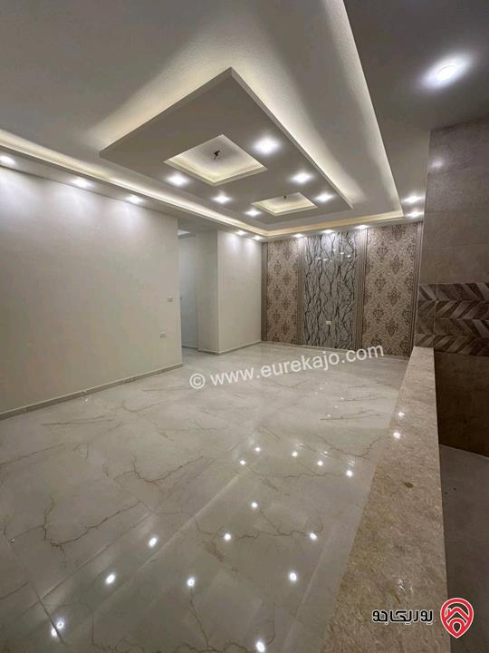 شقة مساحة 172م طابق ثاني للبيع في الزرقاء الجديدة - مشروع الحلبي 26 موقع مميز وهادئ جدا