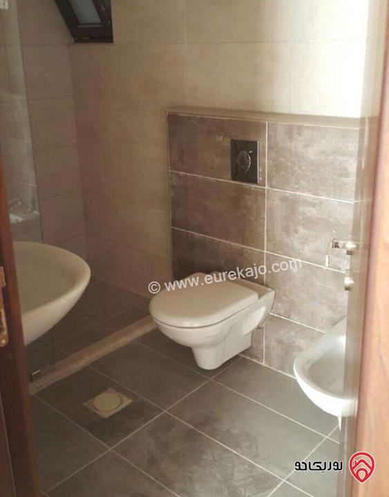 شقة طابق ثالث مساحة 176م للايجار في عمان - دير غبار