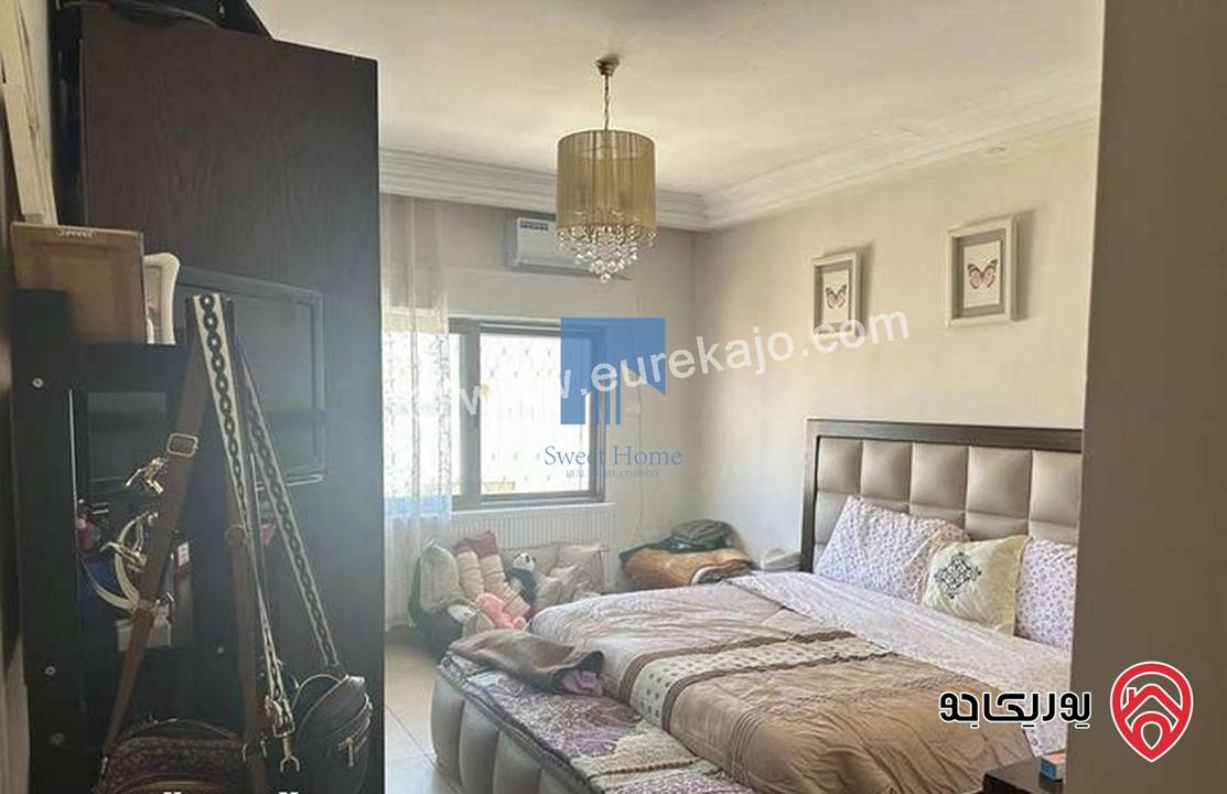 شقة مميزة طابق ثالث 185م تشطيب سوبر ديلوكس بسعر مغري للبيع في عمان - الشميساني