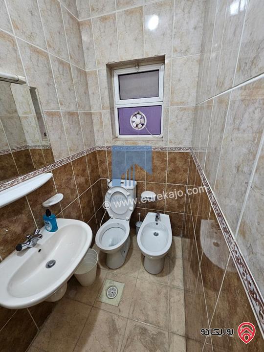 شقة مميزة طابق ثالث 170م تشطيب سوبر ديلوكس للبيع في عمان - الجاردنز