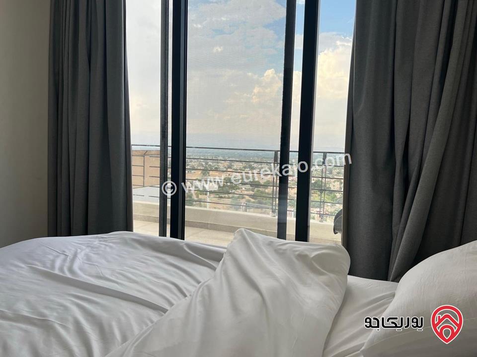 شاليه فخم جدا مساحة الأرض 311م على شارعين ومساحة البناء 220م للبيع في البحر الميت - الروضة 