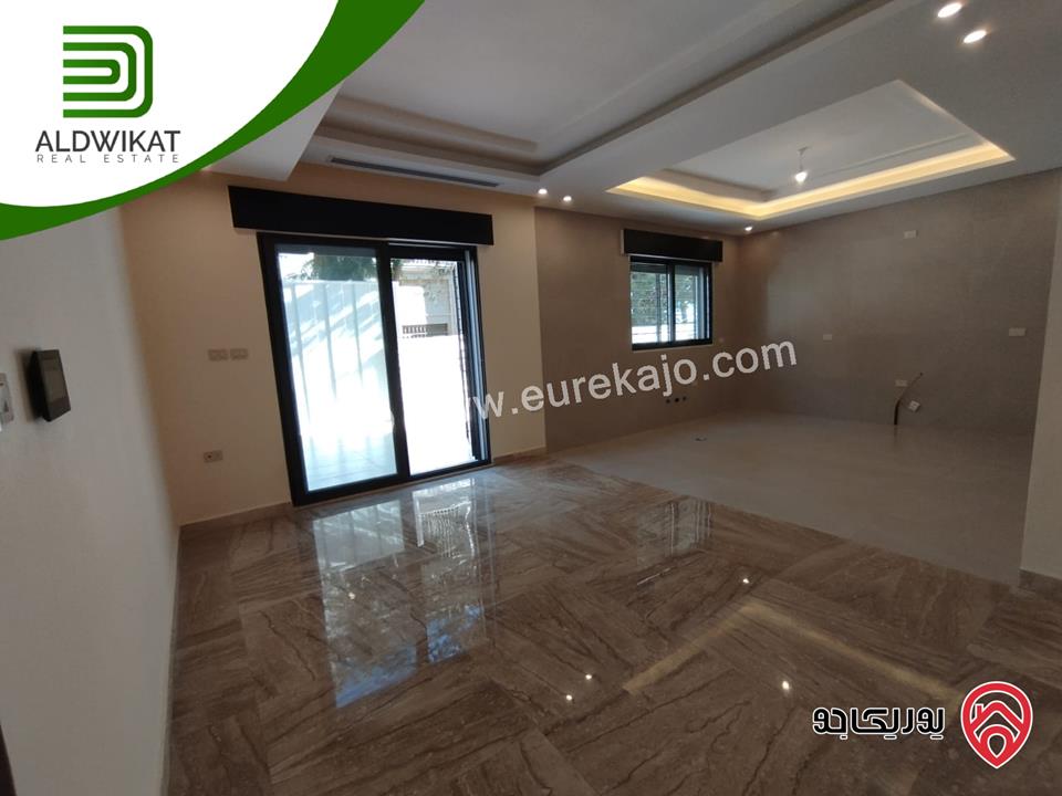 شقة طابق ارضي مساحة البناء 200م ومساحة الحديقة 150م للبيع في عمان - دابوق