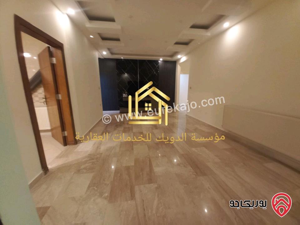 شقة سوبر ديلوكس مساحة 230م طابق ثالث للايجار في عمان - خلدا 