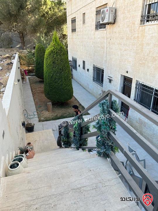 شقة مفروشة شبه ارضية مساحة 140م داخلي و 200م خارجي للإيجار في عمان - البنيات