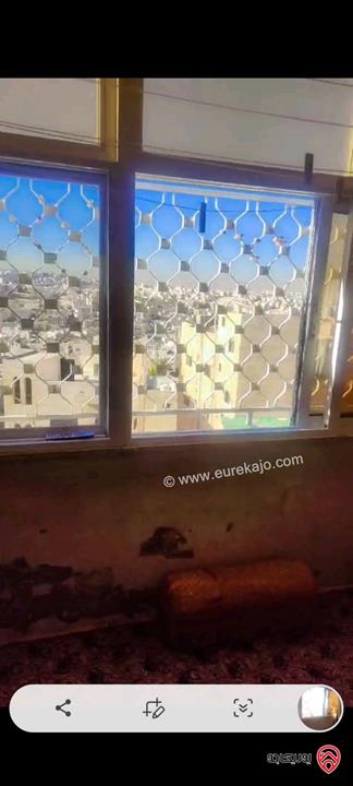 شقة سوبر ديلوكس طابق ثاني مساحة 100م مفروزة مطبخ راكب للبيع في عمان - المنارة 