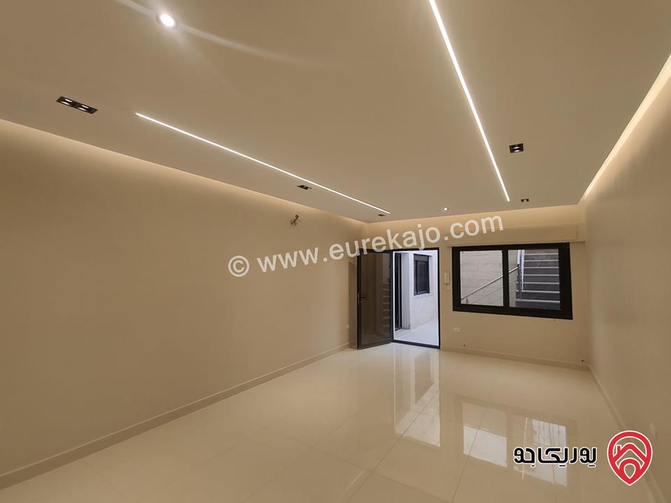 شقق عدد 2 مساحة 200م طابق شبه أرضي وطابق أرضي للبيع في عمان - شفا بدران     	 