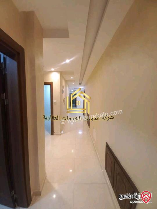 شقة سوبر ديلوكس طابق ارضي 250م داخلي و 150م خارجي للايجار في عمان - خلدا 