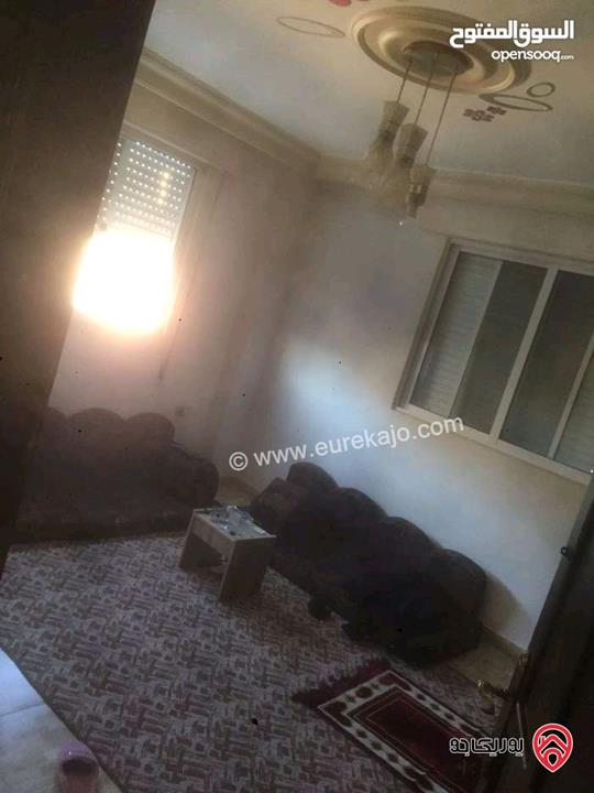 شقة طابق ثاني مساحة 98م للبيع من المالك في عمان - ابو نصير