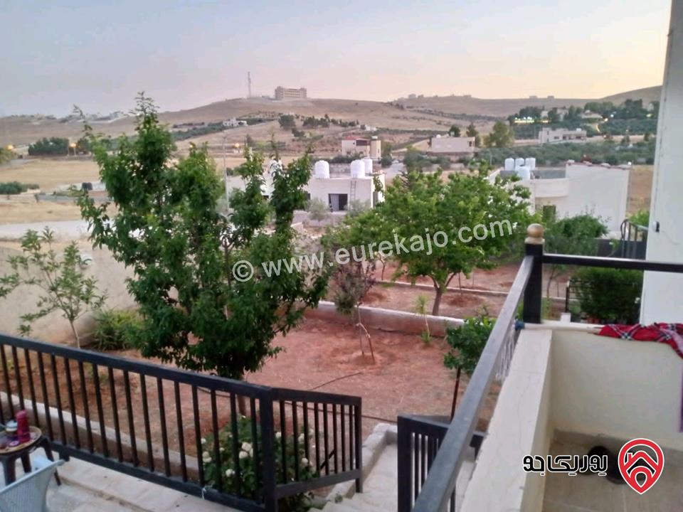 مزرعة مساحة الأرض 618م والبناء 100م للبيع في المفرق