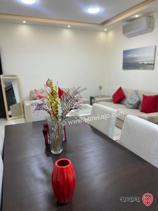 شقة شبه ارضية مساحة 140م مع حديقة خارجية 140م ومدخل خاص للبيع في عمان - ربوة عبدون قريبة من مكافحة المخدرات