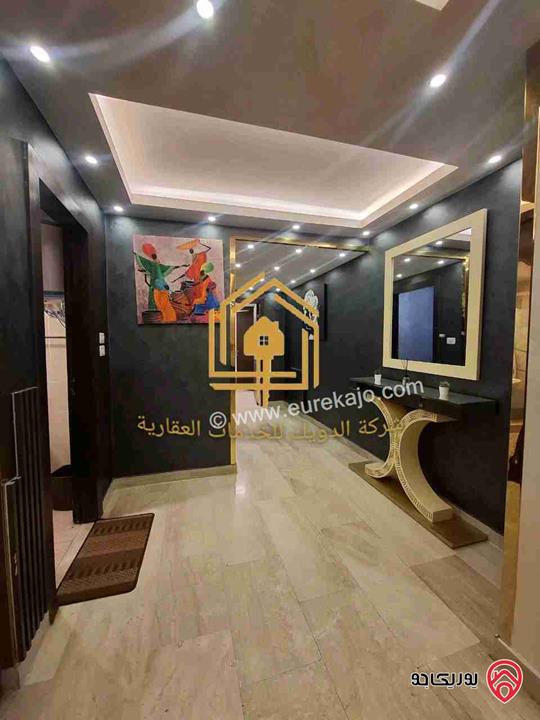 شقة مفروشة طابق شبه ارضي مساحة 90م للإيجار في عمان - دير غبار 