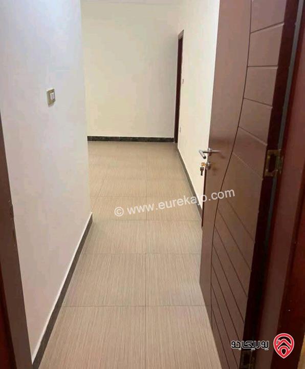 شقة فارغة مساحة 150م طابق ثالث للايجار في عمان - الرابية