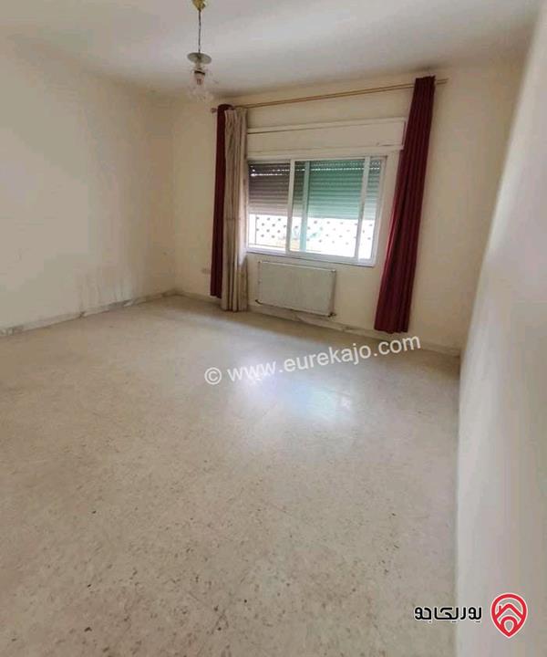 شقة فارغة طابق ثاني مساحة 170م للايجار في عمان - الجاردنز 