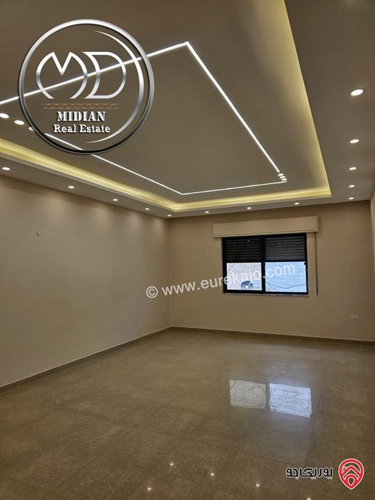 شقة فارغة للايجار في عمان - ضاحية الامير راشد مساحة 300م 4 نوم طابق اول تشطيبات و ديكورات فاخرة