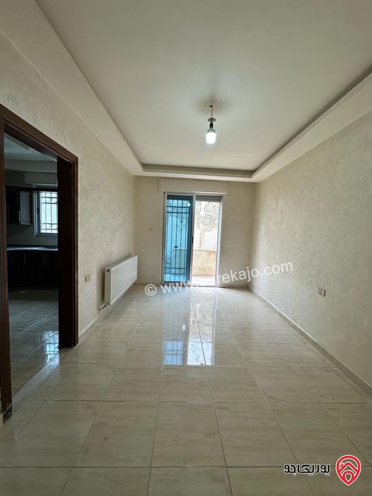 شقة شبه ارضية مساحة 165م للايجار في عمان - عرقوب خلدا 