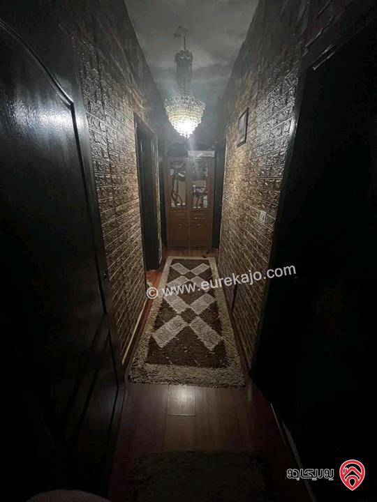 شقة طابق ثالث مساحة 150م للبيع في عمان - طبربور حي الخزنة