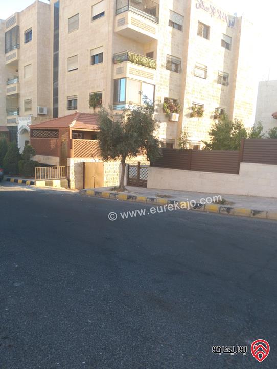 شقة طابق ارضي مساحة 131م داخلي و 30م خارجي للبيع في عمان - طبربور