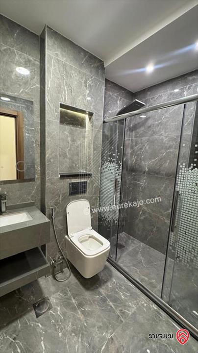 شقة فاخرة طابق ارضي مساحة 168م للبيع في عمان - مرج الحمام طريق المطار / الحويطي