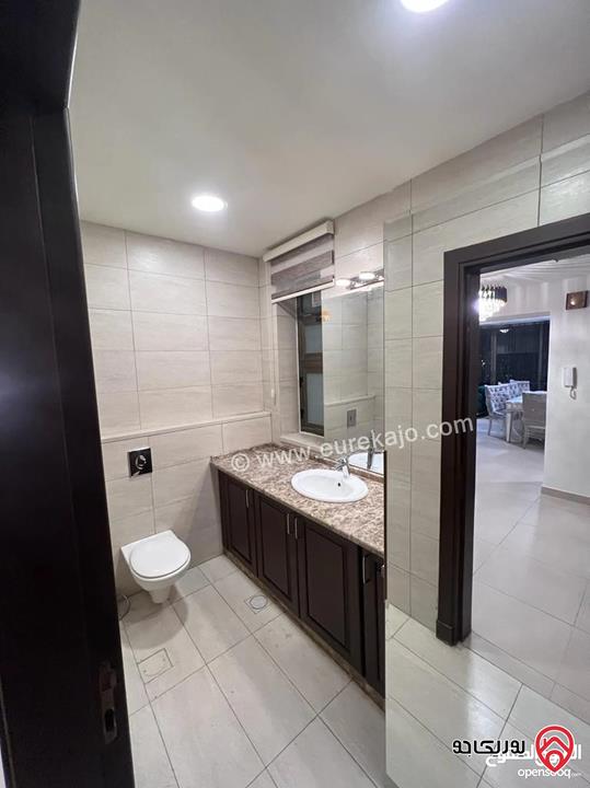 شقة فاخرة مفروشة مساحة 240م للايجار في عمان - عبدون 