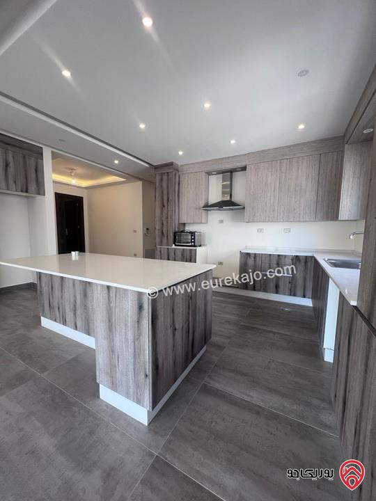 شقة طابق اول و ثاني مساحة 180م للايجار في عمان - الكرسي 