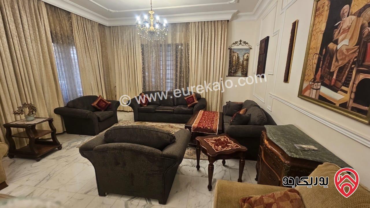 فيلا مفروشة مساحة 450م على أرض 750م للإيجار في عمان - تلاع العلي 
