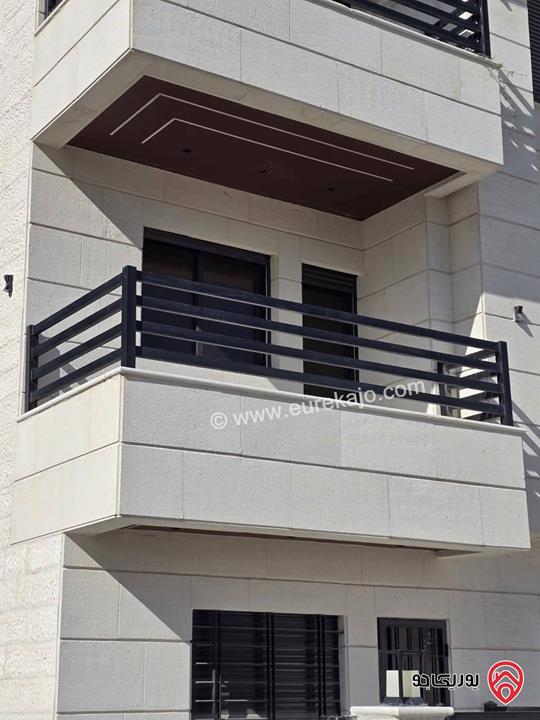 شقق طابق اول و ثاني مساحة 137م للبيع في عمان البنيات