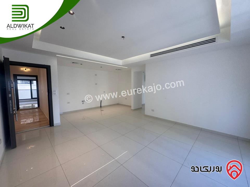 فيلا متلاصقة للبيع في عمان - عبدون مساحة الارض 400م ومساحة البناء 500م موقع مميز