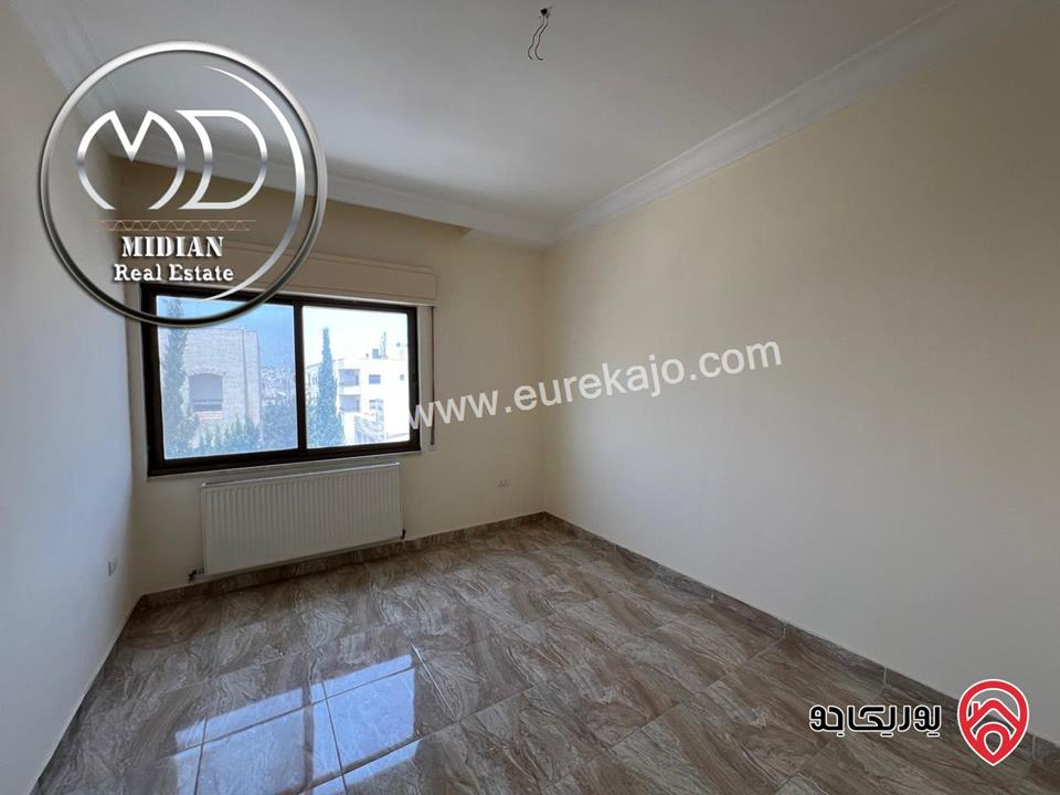 شقة فارغة للايجار في عمان - الصويفية مساحة 150م طابق ثالث تشطيبات سوبر ديلوكس اطلالة رائعة بسعر مميز