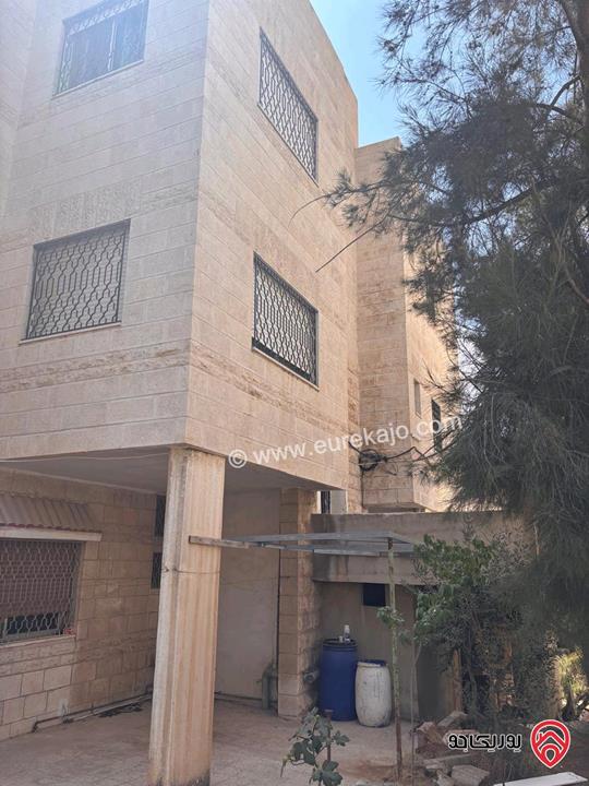 عمارة 3 طوابق على أرض 1 دونم و 14م للبيع في عمان - طبربور
