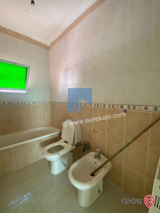 شقة مميزة طابق ثالث مساحة 186م للبيع في عمان - تلاع العلي