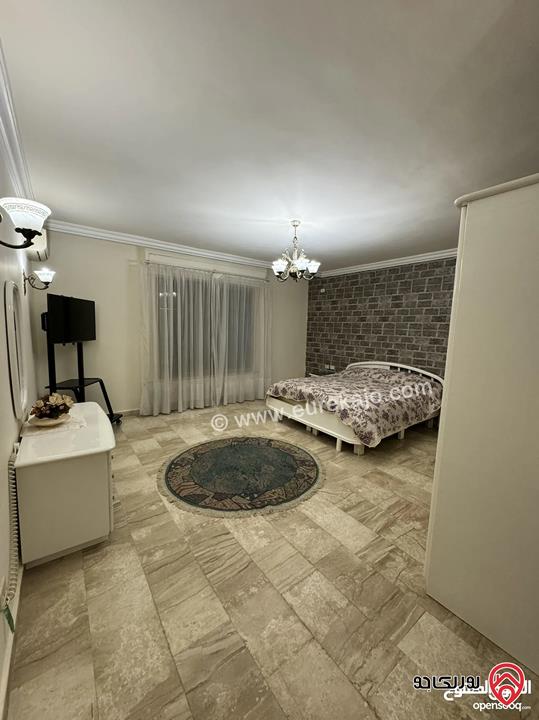 شقة مفروشة طابق ثالث مساحة 375م للايجار في عمان - الرابية