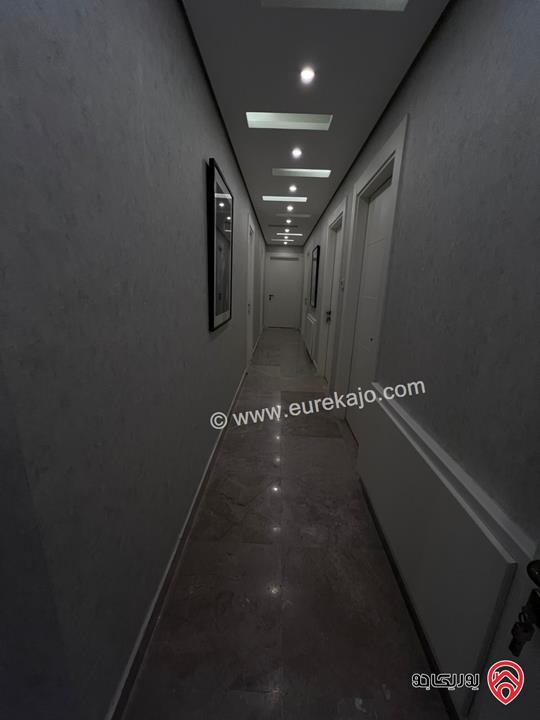 شقة ارضية مفروشة مساحة 250م للايجار في عمان - ام اذينة