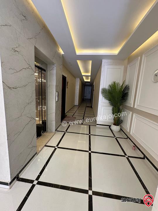 شقة شبه أرضية مساحة 200م للبيع في عمان - مرج الحمام