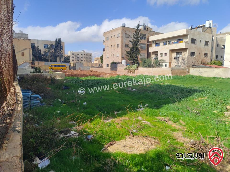 ارض سكنية مساحة 830م للبيع في عمان - الياسمين قرب حديقة الشباب