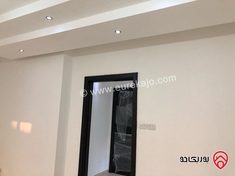 شقة طابق ارضي مساحة 140م داخلي مع ترس 60م للبيع في عمان - شفا بدران 