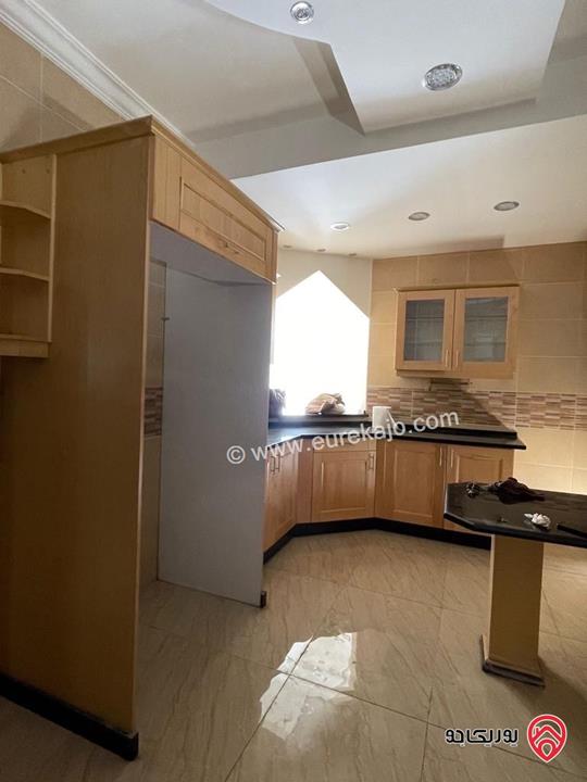 Abdoun (Amman) apartment & Roof by Owner ‎شقه طابقيه مع الرؤف، للبيع مباشره من المالك في عمان - عبدون مساحة 365م ط2