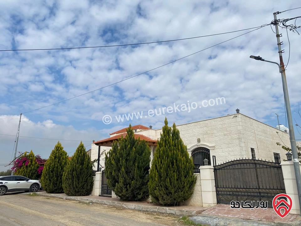 بيت مستقل مساحة 200م على أرض 500م للبيع في عمان - جاوا