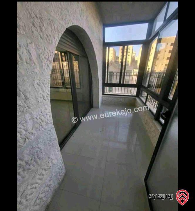 شقة فارغة طابق ثاني مساحة 180م للايجار في عمان - خلدا