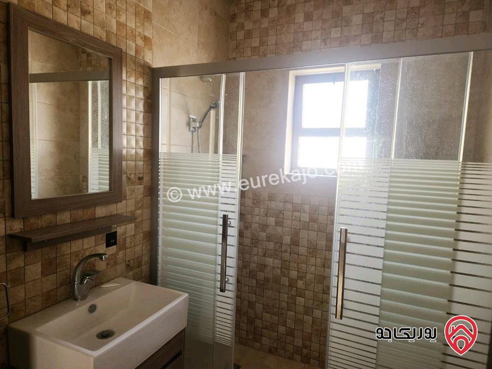 شقة طابق ثالث مساحة 90م للبيع في عمان - دير غبار