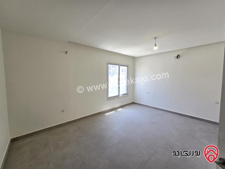 شقة جديدة لم تسكن مساحة 185م طابق أول للبيع في عمان - عبدون 