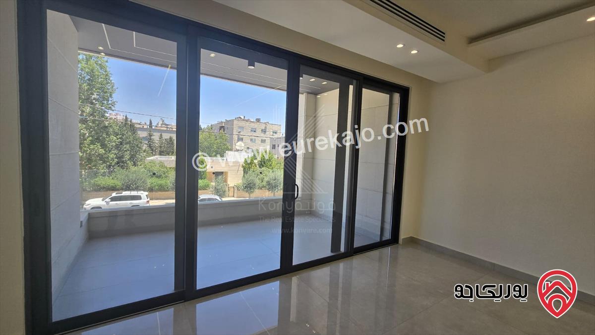 شقة فاخرة طابق أول مساحة 246م للبيع في عمان - خلدا