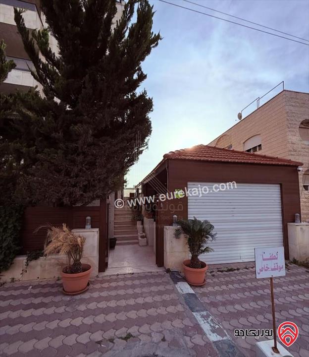 شقة مميزة مساحة 205م داخلي و 100م خارجي للبيع في عمان - ضاحية النخيل