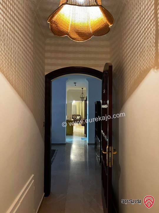 شقه طابق اول 220م مميزه سوبر ديلوكس للبيع في عمان - الشميساني 