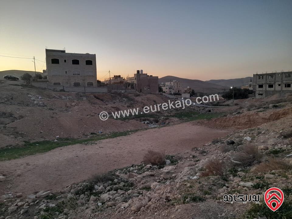 ارض مساحة 500م على شارعين للبيع في الزرقاء - السخنة 